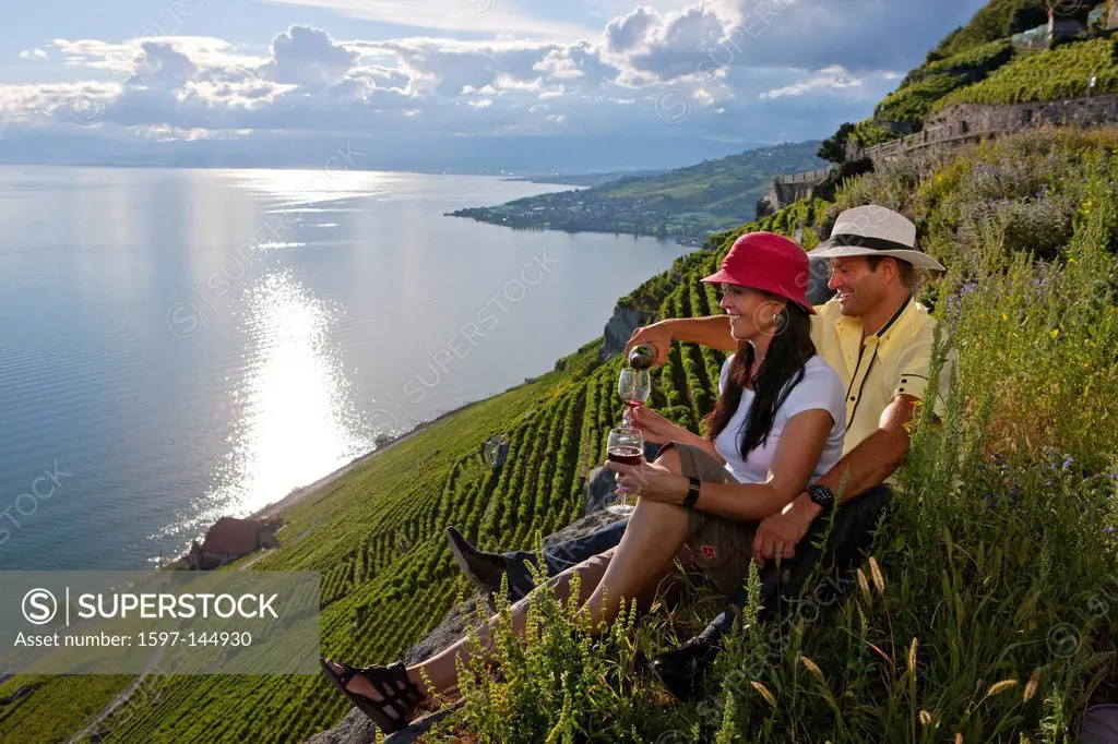 Lake, canton, Vaud, Waadt, Switzerland, Europe, Lake Geneva, drinking, wine, shoots, vineyard, wine cultivation, village, couple, vineyard, Lavaux, La...