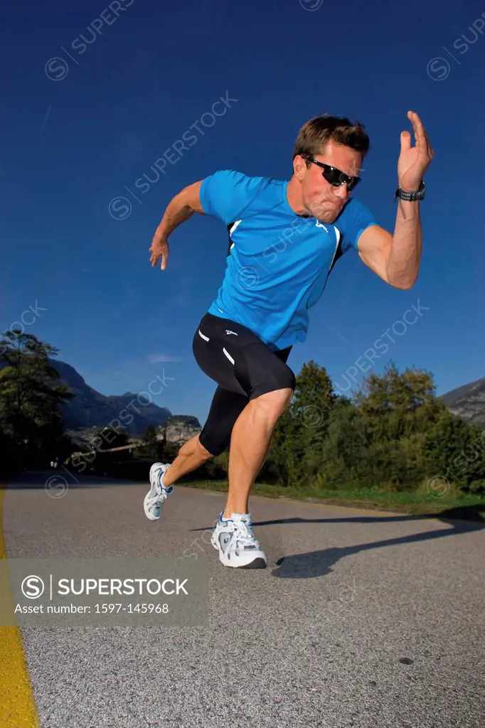 Man, sprint, run, man, running, rest, fitness, health, Power, sprint, start, dynamic,