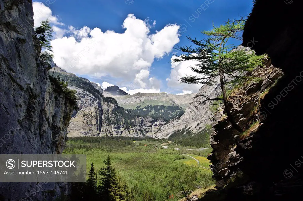 Switzerland, canton Bern, Gasteretal, Gasterental, rocks, couloir, rock face, crag, escarpment, Bernese Oberland, Bernese Alps, wilderness, Limestone ...
