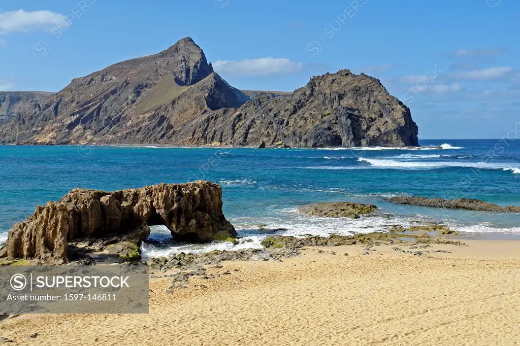 Europe, Portugal, Porto Santo, Ponta da Calheta, Ilheu de Baixo, Ilheu da cal, waves, cliff curves, mountains, rocks, cliffs, sky, islands, isles, sce...