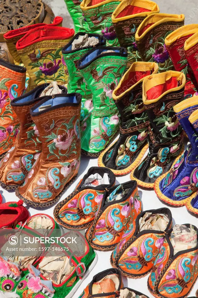 Asia, China, Hong Kong, Stanley, Stanley Market, Street Market, Street Markets, Chinese Market, Street Stall, Street Stalls, Shops, Shopping, Shoes, T...