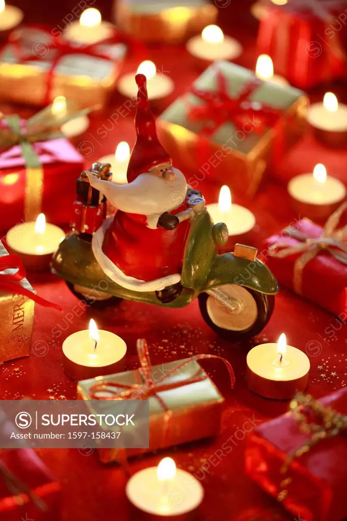 1, beard, whiskers, Santa, Santa Claus, decoration, figure, present, presents, gift parcel, parcel, belt, caricature, candle, candle_light, cold, lant...