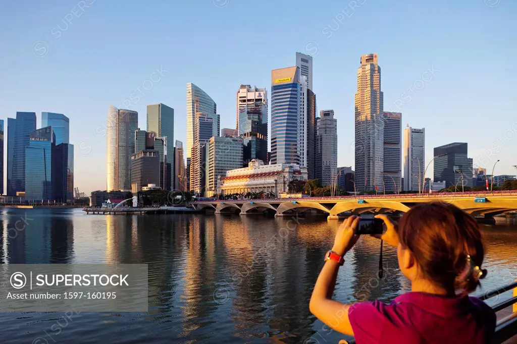 Asia, Singapore, City Skyline, Cityscape, Skyscrapers, Modern Buildings, Hi_rise, Tourist, Female Tourist, Photo, Photography, Tourism, Holiday, Vacat...
