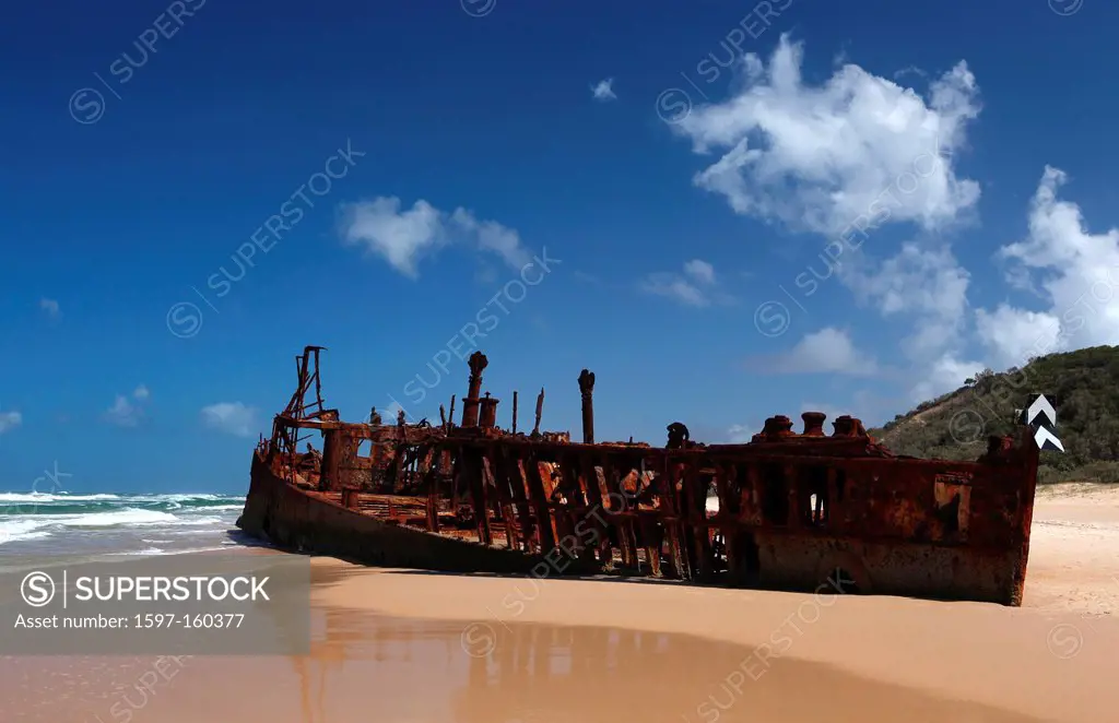 Maheno Wreck, Maheno, wreck, ship wreck, beach, seashore, stranded, skeleton, rust, grate, lonely, tourism, attraction, east coast, Fraser Island, Que...