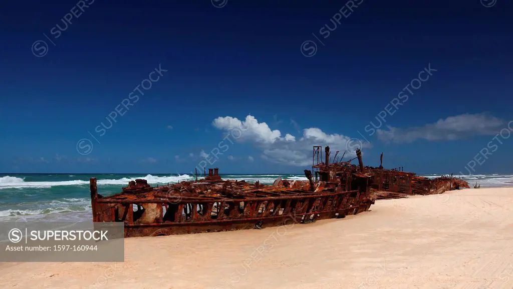 Maheno Wreck, Maheno, wreck, ship wreck, beach, seashore, stranded, skeleton, rust, grate, lonely, tourism, attraction, east coast, Fraser Island, Que...
