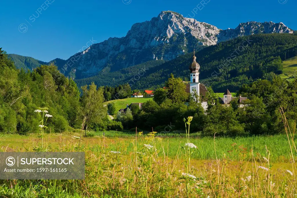 Bavaria, Europe, Upper Bavaria, Berchtesgaden area, Rupertiwinkel, meadow, Höglwörth, Augustinian Chorherrenstift, cloister, cloister Höglwörth, Augus...