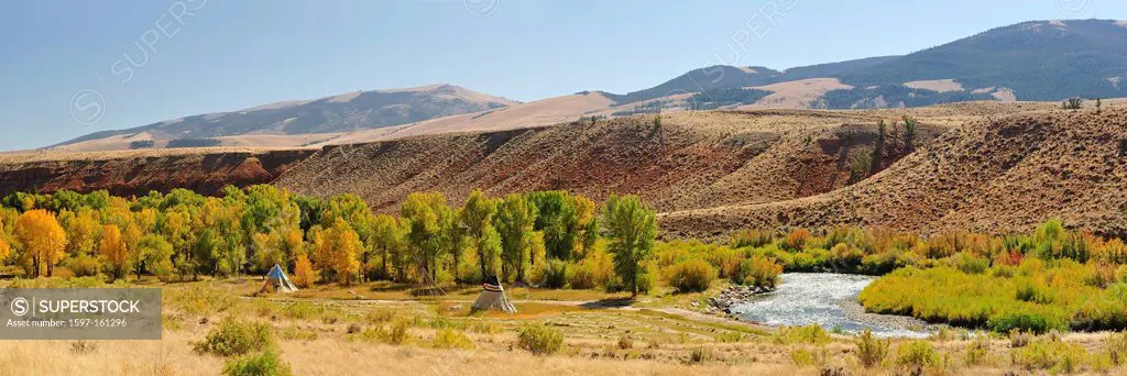 Tipis, Wind River, River, Dubois, Wyoming, USA, United States, America, North America, native americans, indians, Zelt