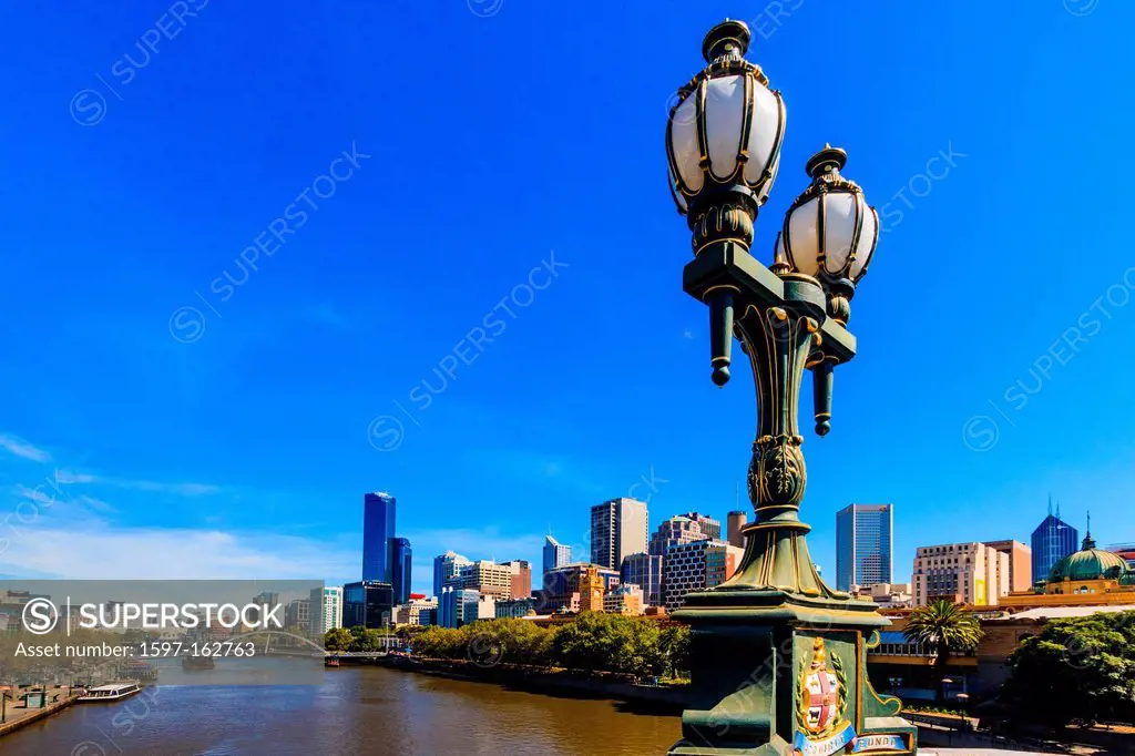 Australia, Melbourne, Victoria, Yarra River, skyline, city, lamp