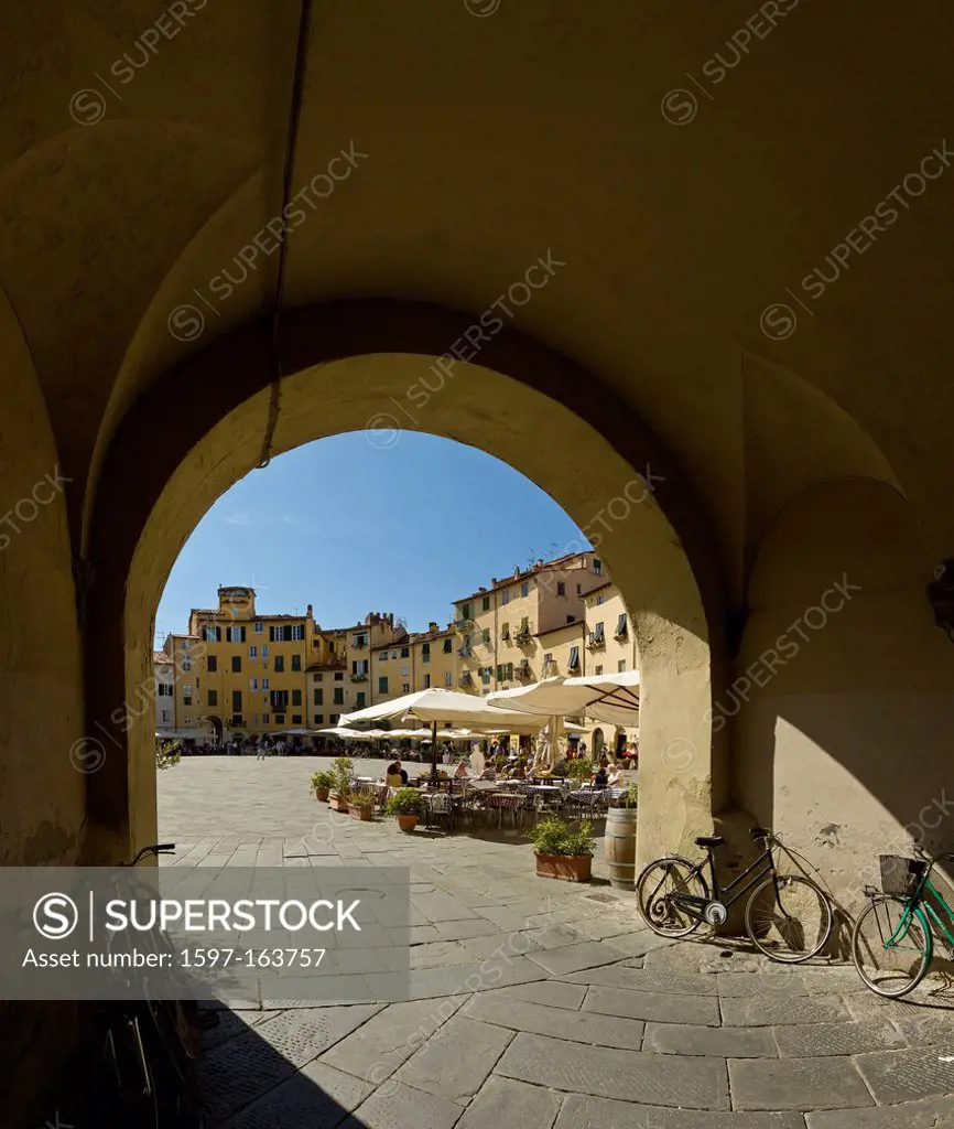 Lucca, Italy, Europe, Tuscany, Toscana, place, street cafe, gate
