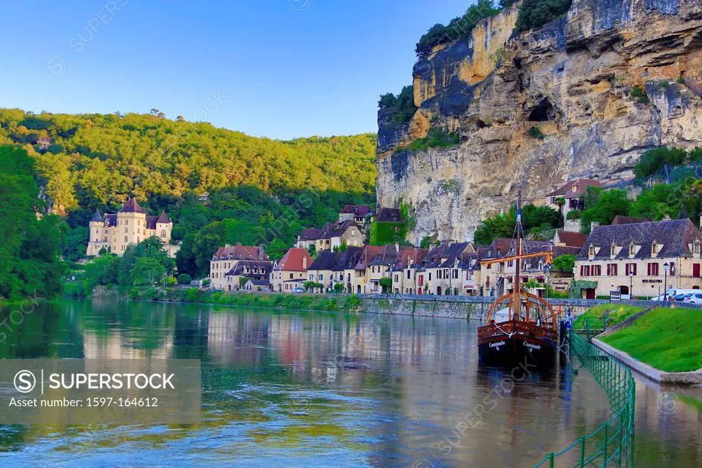 France, Europe, travel, Dordogne, La Roque Gageac, Malartie, Castle, architecture, medieval, reflection, river, skyline, tower, traditional, valley, v...