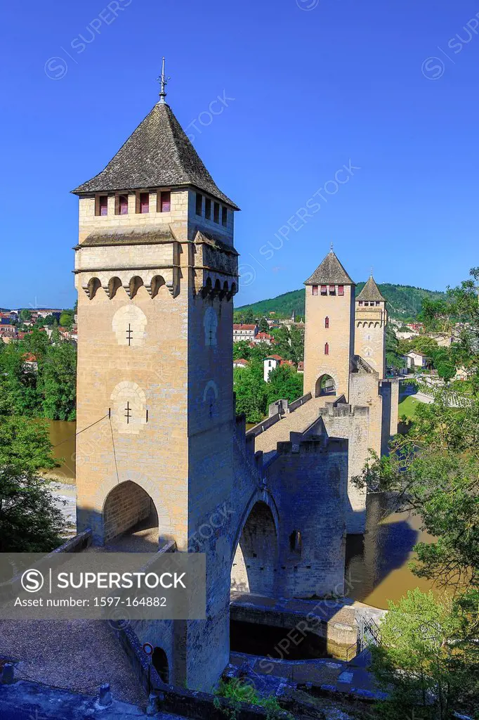 France, Europe, travel, Cahors, Louis Philippe, architecture, bridge, control, tower, gate, history, medieval, middle age, Santiago trail, templar