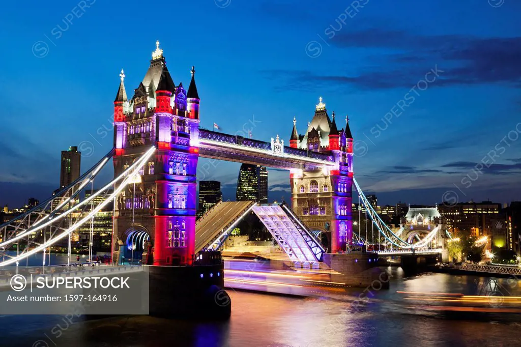 UK, United Kingdom, Great Britain, Britain, England, Europe, London, Southwark, Tower Bridge, bridge, River, Thames, Night View, Illumination