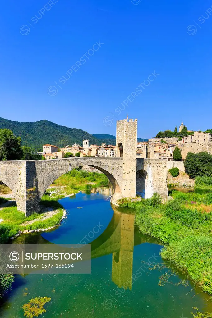 Spain, Europe, Catalonia, Girona Province, Medieval, Besalu, town, Bridge, arch, architecture, besalu, bridge, girona, medieval, skyline, tourism,