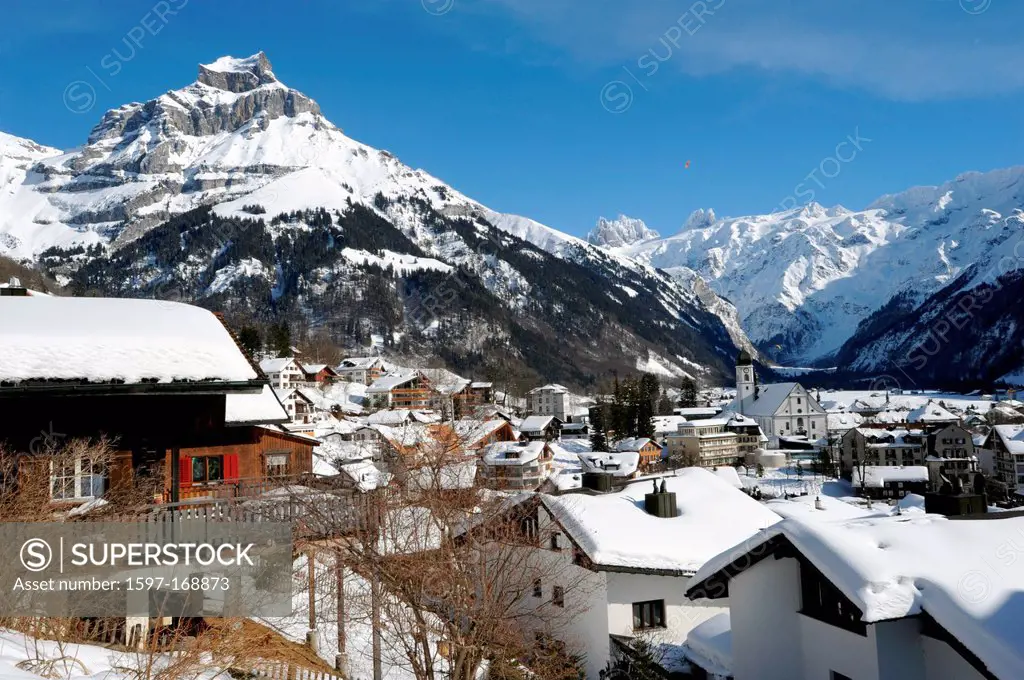 Switzerland, Europe, Obwalden, Engelberg, winter, village, mountains, houses, homes,