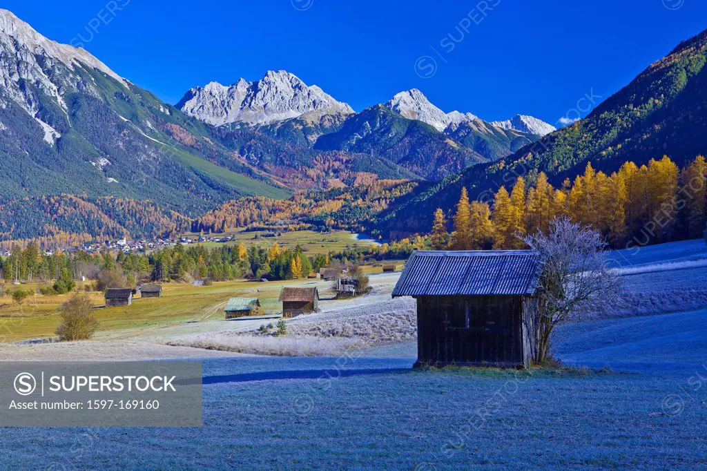 Austria, Europe, Tyrol, Tirol, Gurgltal, Nassereith, meadows, Stadel, hay barn, white frost, autumn, late autumn, larches, mountains, Mieming, chain, ...