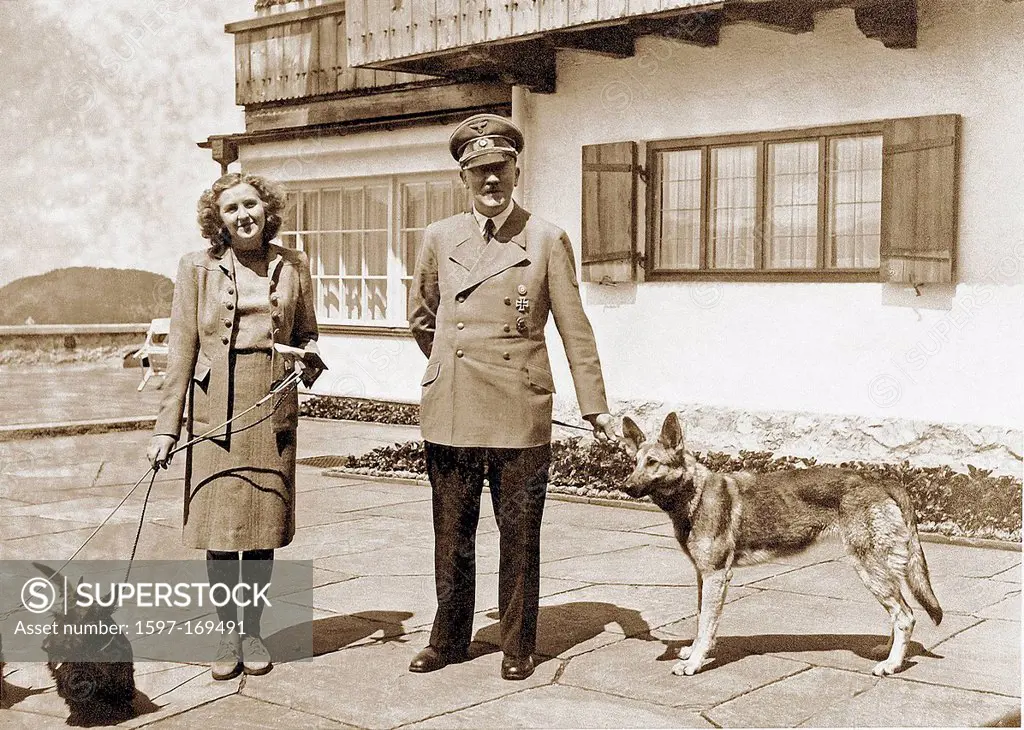 Eva Braun, Braun, Adolf Hitler, dogs, Scottish terrier, Hitler, German, shepherd, Blondi, Berchtesgaden, Germany, 1942, World War II,