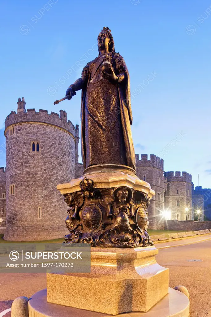 England, Berkshire, Windsor, Windsor Castle, Queen Victoria Statue