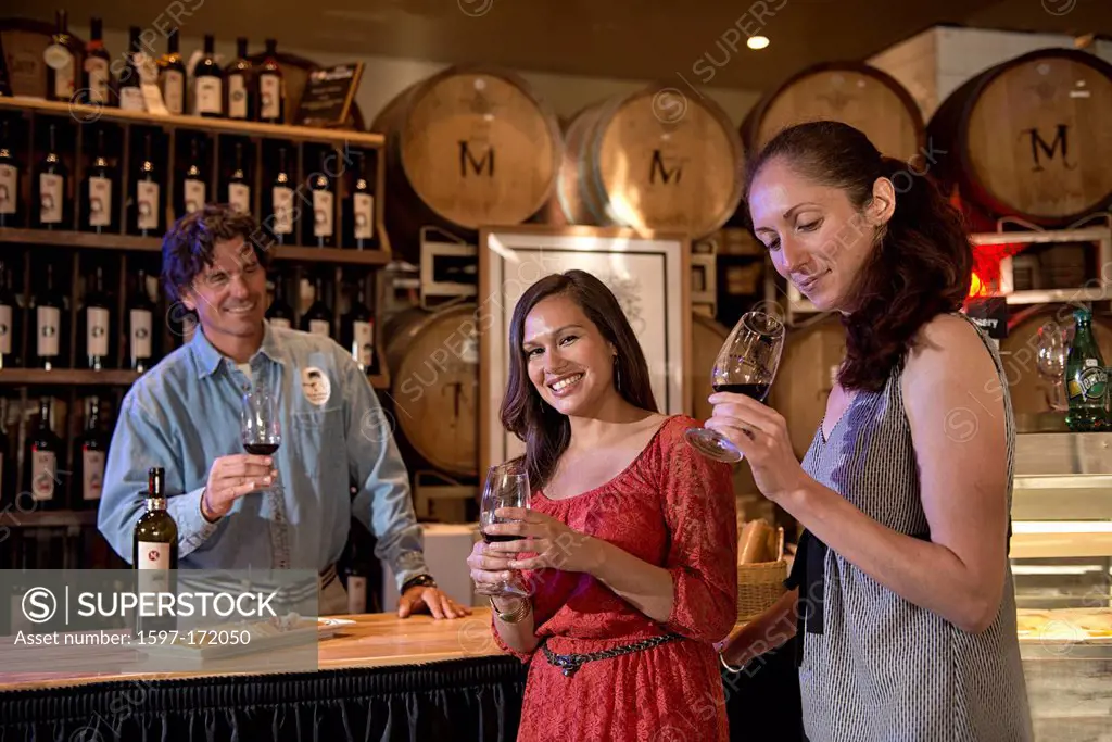 Pacific northwest, Central Oregon, USA, United States, America, Oregon, Maragas, winery, wine, tasting, vineyard, group, young, fun, latina, women, ta...