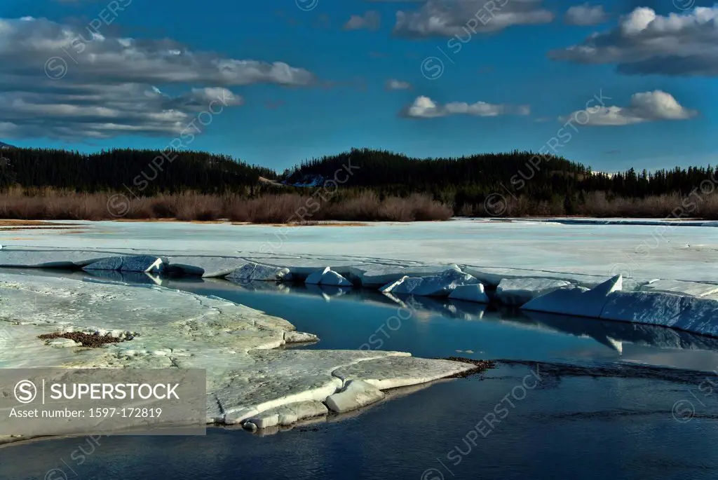 ice, breakup, Yukon river, Whitehorse, Yukon, Canada, river, landscape,