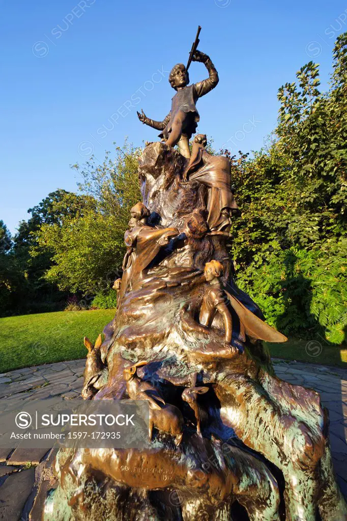 England, London, Hyde Park, Kensington Gardens, Peter Pan Statue