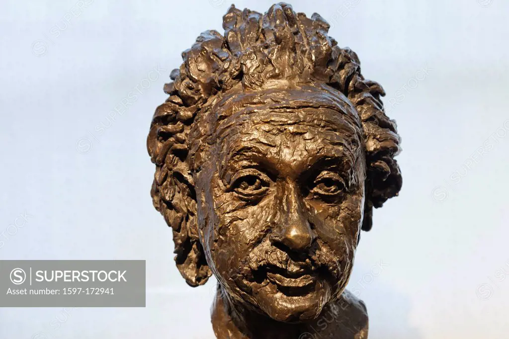 England, London, Kensington, Victoria and Albert Museum, Bust of Albert Einstein by Jacob Epstein 1933