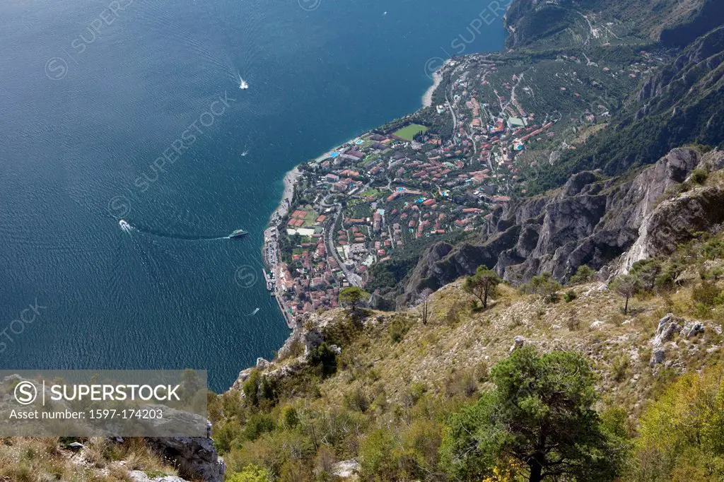 Limone, lake Garda, Italy, Europe, lake, lakes, village, precipitous