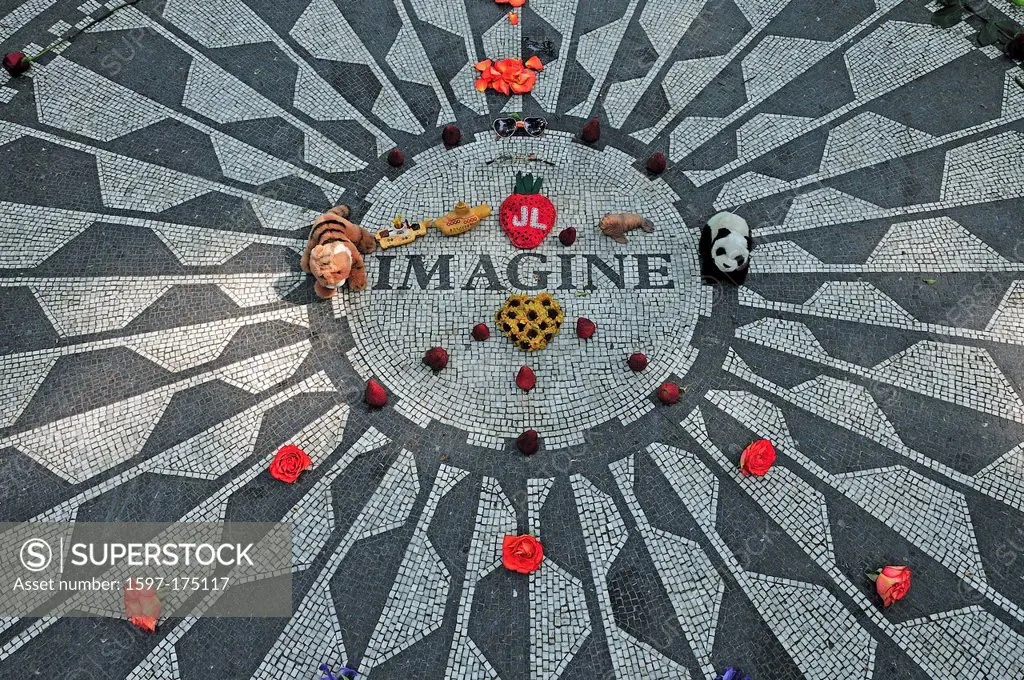 Decorated, memorial, Imagine, Lennon, John Lennon, Strawberry Fields, Central park, Manhattan, New York, town, city, USA, North America, America