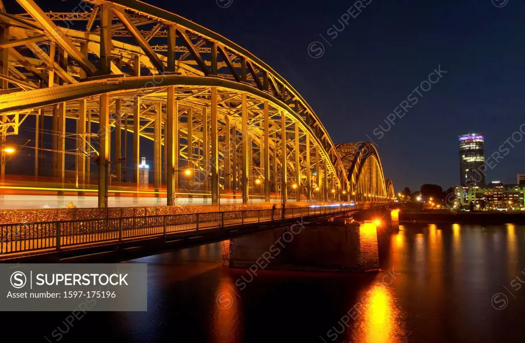 Hohenzollernbrücke, Rhine, Cologne, Rhineland, North Rhine_Westphalia, Germany, Europe, night, bridge,