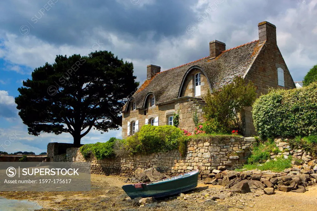 Saint Cado, France, Europe, Brittany, department Morbihan, house, home, boat