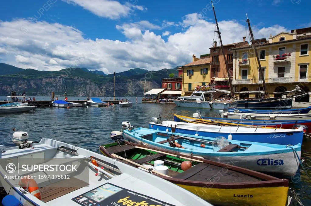 Lake Garda, Italy, Europe, Lago di Garda, Malcesine, fishing harbour, harbour, port, fishing boats, fishing boat, boat, boats, outside, daytime, nobod...