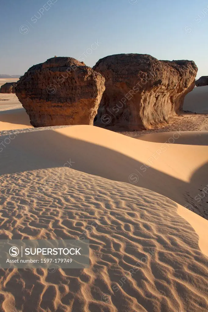 Algeria, Africa, north Africa, desert, sand desert, Sahara, Tamanrasset, Hoggar, Ahaggar, rock, rock formation, Tassili du Hoggar, sand, sand dune, ev...