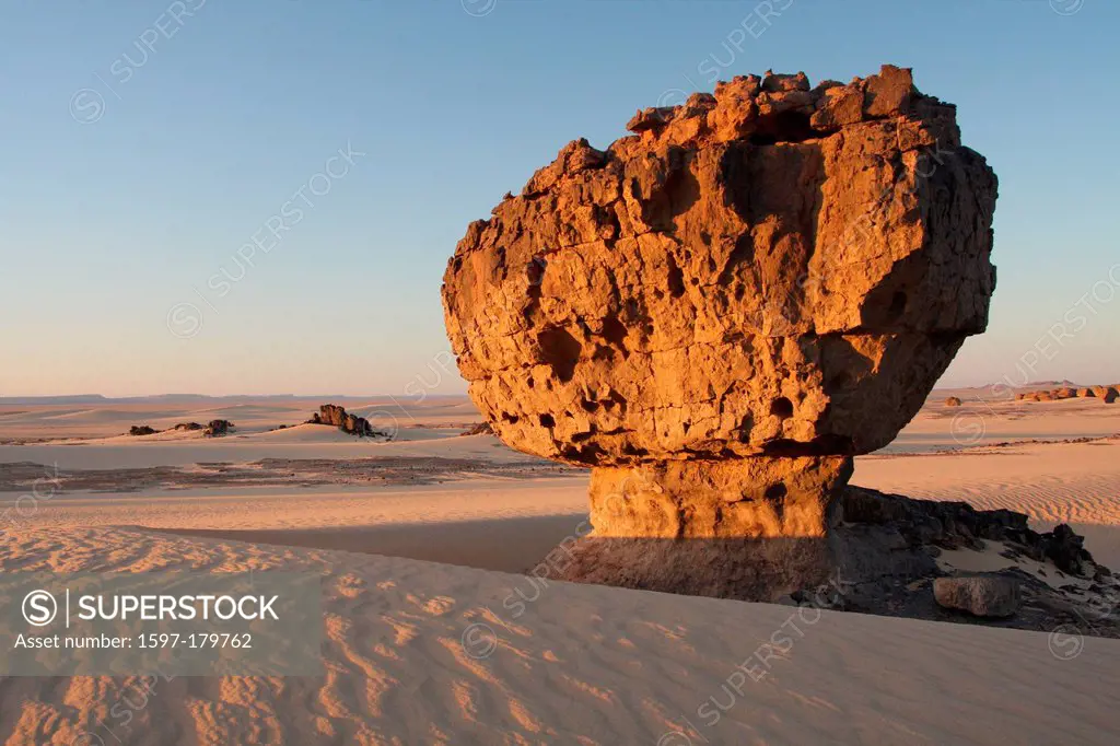 Algeria, Africa, north Africa, desert, sand desert, Sahara, Tamanrasset, Hoggar, Ahaggar, rock, rock formation, Tassili du Hoggar, morning, morning su...