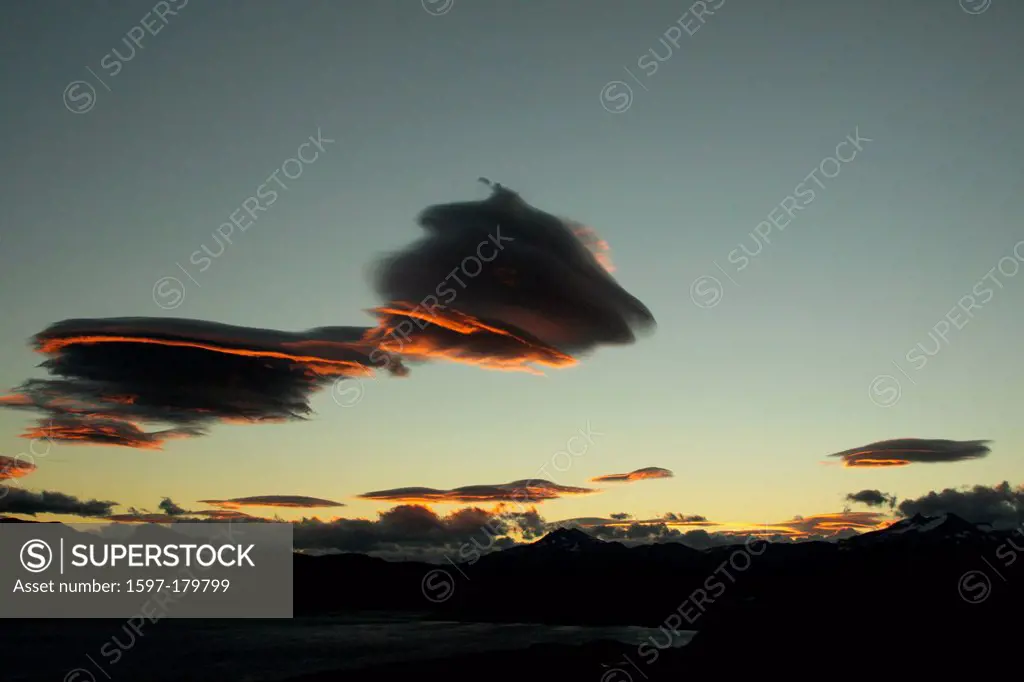 Chile, South America, Patagonia, Torres del Paine, Torres, sky, clouds, cloud, lenticular clouds, lenticular, sunset, nature,