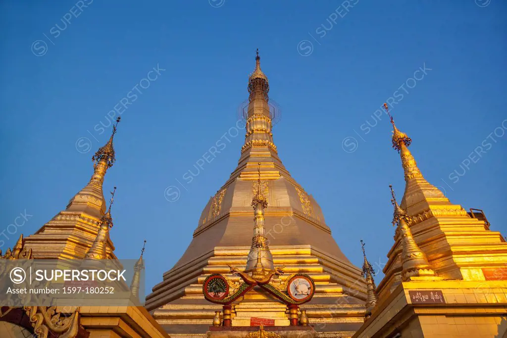 Asia, Myanmar, Burma, Yangon, Rangoon, Sule, Sule Pagoda, Pagoda, Pagodas, Buddhism, Buddhist, Stupa, Stupas