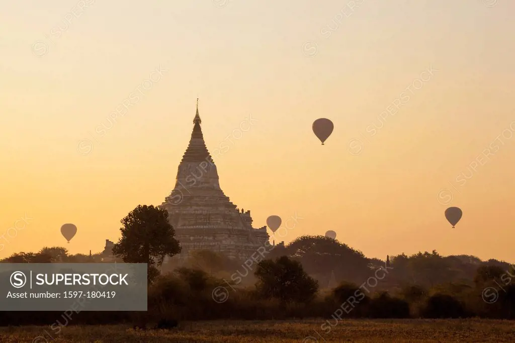 Asia, Myanmar, Burma, Bagan, Shwesandaw Pagoda, Pagoda, Pagodas, Hot Air Balloons, Ballooning, Tourists, Tourism, Dawn, Sunrise, Moody