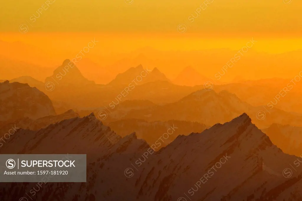 Dusk, Twilight, dusk, gradations, Alps, Appenzell, view, mountain, mountains, mist, haze, mountains, sky, massif, Mythen, panorama, Saentis, snow, Swi...