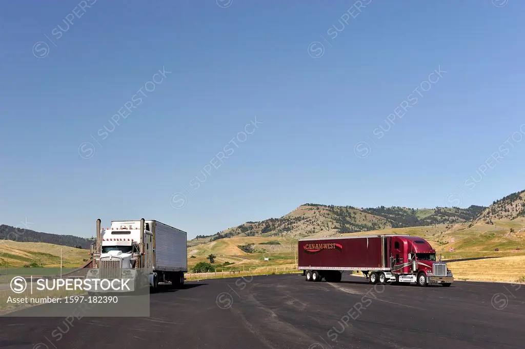 North America, Montana, USA, America, United States, mountains, Truck Stop, truck, parking,