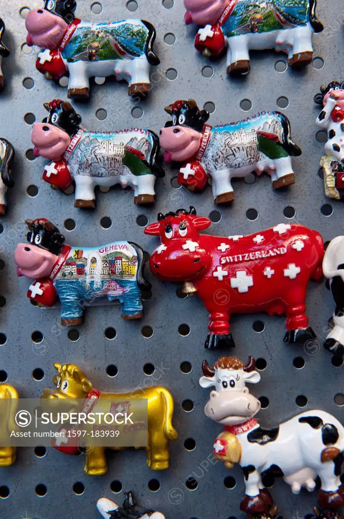 Switzerland, Europe, Lucerne, Luzern, town, city, tourism, souvenirs, cows