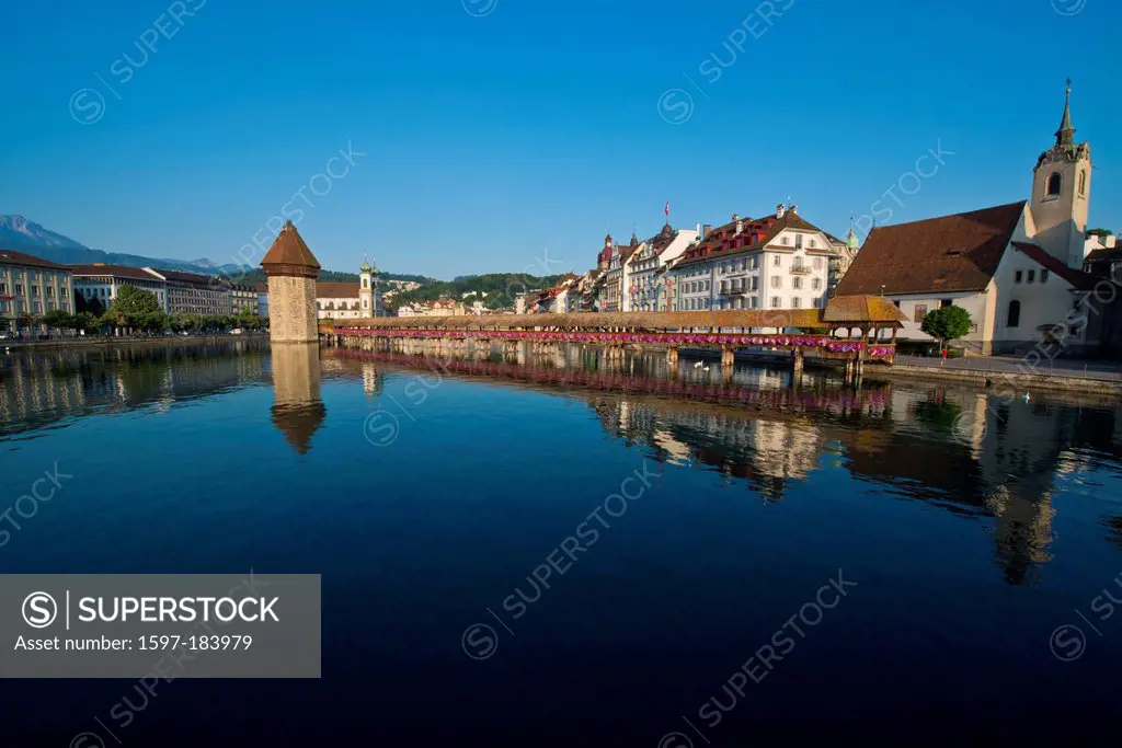Switzerland, Europe, Lucerne, Luzern, town, city, Old Town, chapel bridge, Reuss, river, bridge, landmark, touristical