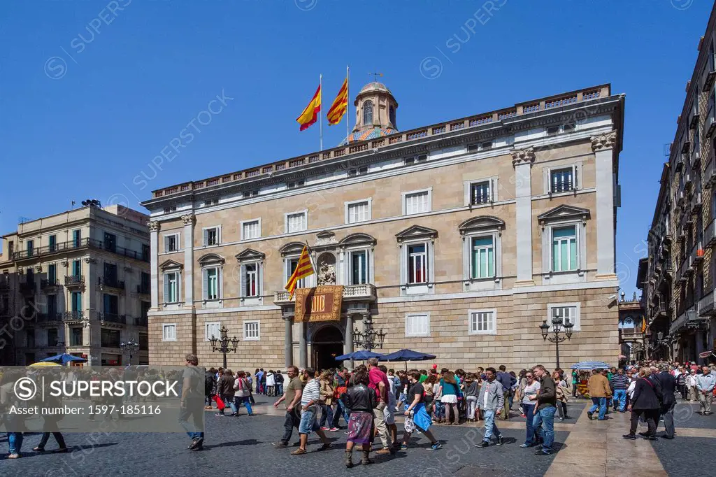 Spain, Europe, Catalonia, Barcelona, City, barrio Gotico, Sant Jaume, Square, Diputacio, building, roman, columns, flag, generalitat, government, squa...