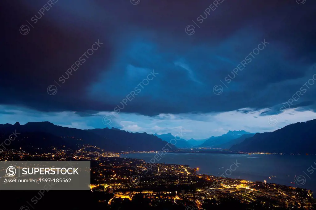 Switzerland, Europe, clouds, Montreux, Vevey, Lac Léman, Lake Geneva, Leman, lake, canton, Vaud, VD, at night, night, evening