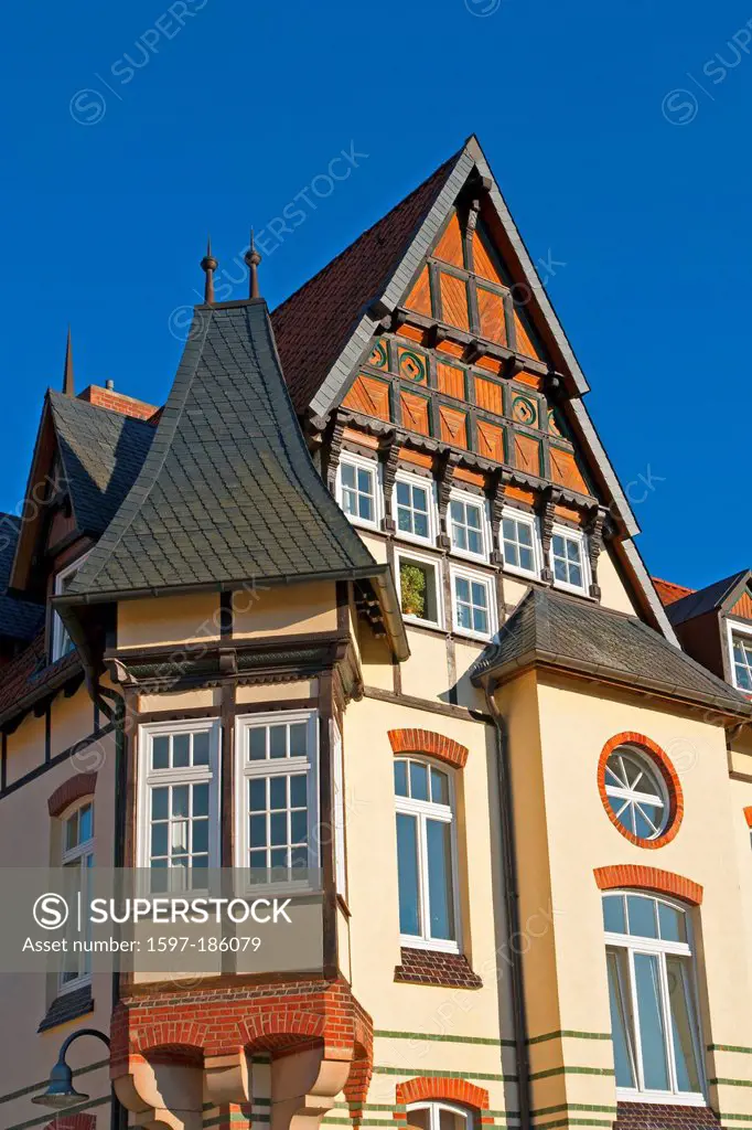 Europe, Germany, Saxony-Anhalt, Salzwedel, Holzmarktstrasse, town villa, architecture, building, construction, framework, detail
