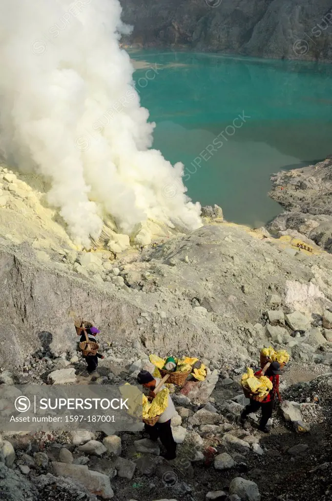 Asia, Indonesia, Java, Ijen, sulphur, sulfur, volcano, volcanism, volcanical, crater, crater lake, worker, minerals, industry, work, job, injurious
