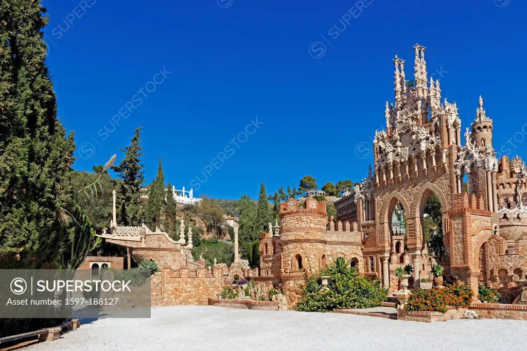 Europe, Spain, ES, Andalusia, Benalmadena Pueblo, Carretera Costa del Sol, Finca la Carraca, Castillo de Colomares, architecture, plants, castles, bui...