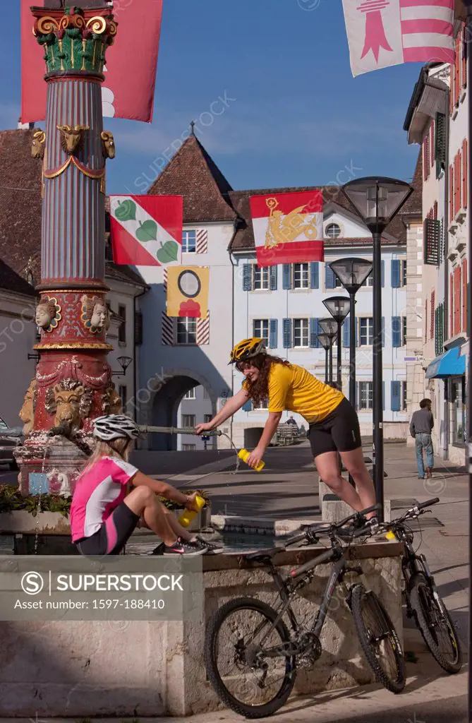 Switzerland, Europe, Delemont, woman, women, Jura, women, two, wells, sport, mountain bike, bike, wheel, bicycle, bicycle, bicycles, bike, riding a bi...
