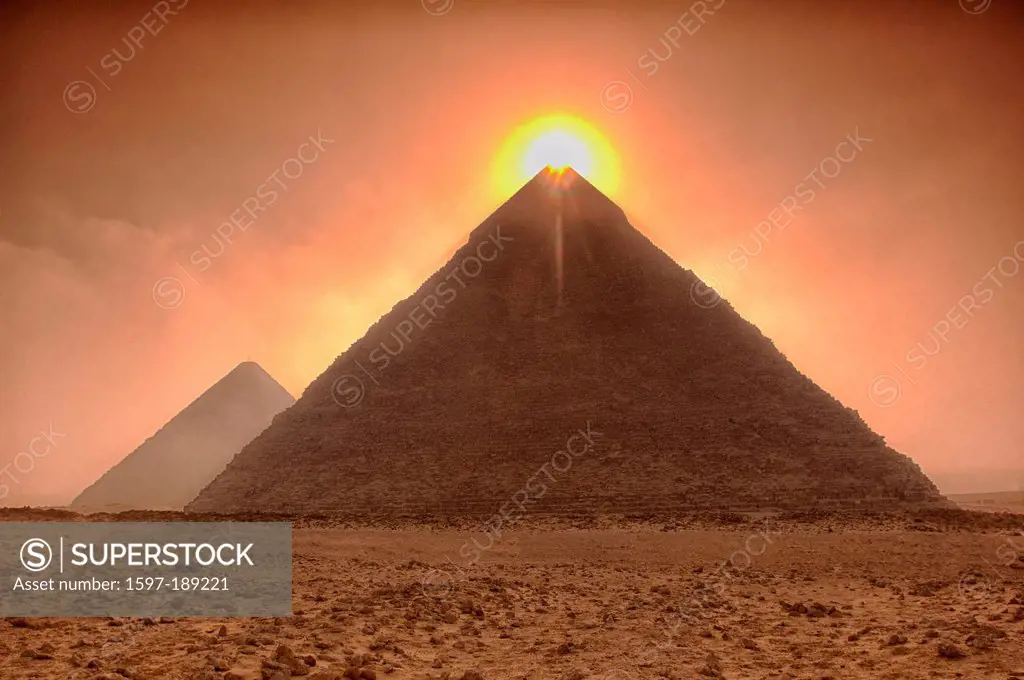 Africa, Egypt, Middle East, Cairo, Gizeh, Giza, pyramid, pyramids, stone, ancient, stone, desert, storm, archaic, travel, icon, landmark, destination,...