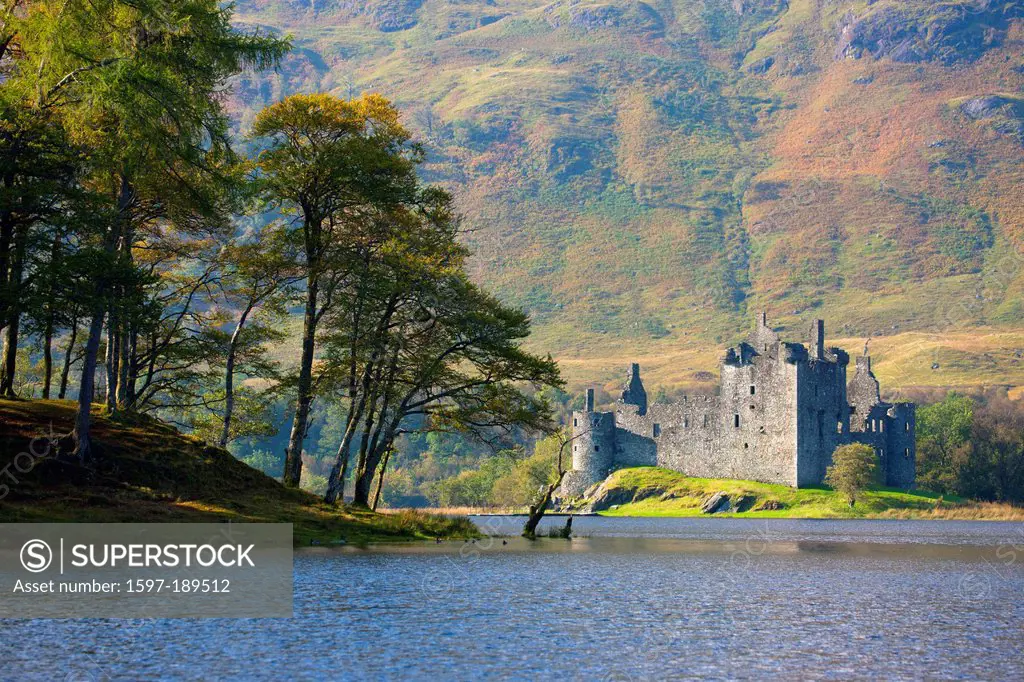 Kilchurn Castle, Great Britain, Europe, Scotland, Loch Awe, lake, water, castle, ruins, trees, autumn