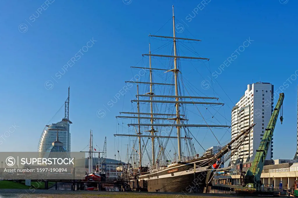 Europe, Germany, Bremen, Bremerhaven, Hans Scharoun, square, museum harbour, German, navigation museum, sail ship, SEUTE DEERN, Atlantic hotel, Sail c...