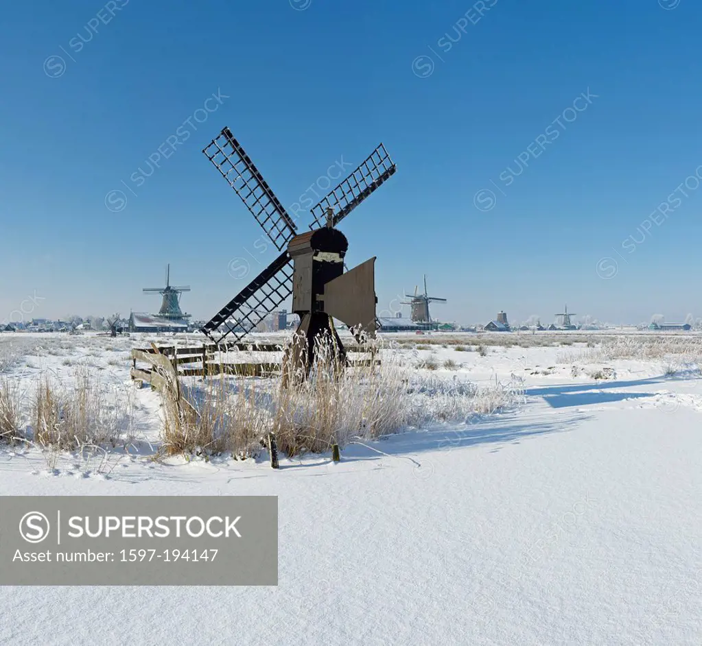 Netherlands, Holland, Europe, Zaandam, North Holland, windmill, field, meadow, winter, snow, ice, Windmills