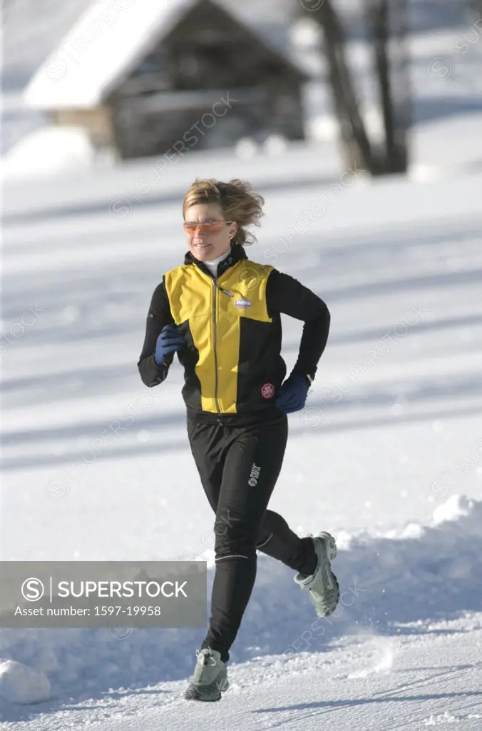 jogging, , mountains, running, snow, sports, Alps, winter, winter sports, woman, Europe